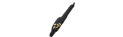 Funda Daiwa Black Widow 3 Cañas Montadas 125cm